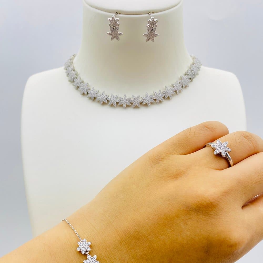 Choker — Middle East thumbnail 2