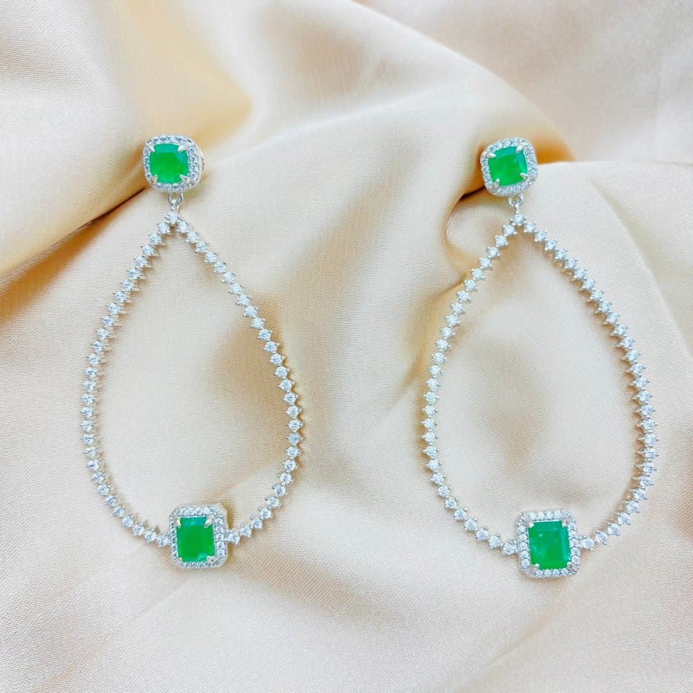 14K Dangle Earrings, 9.16 g — Middle East thumbnail 2