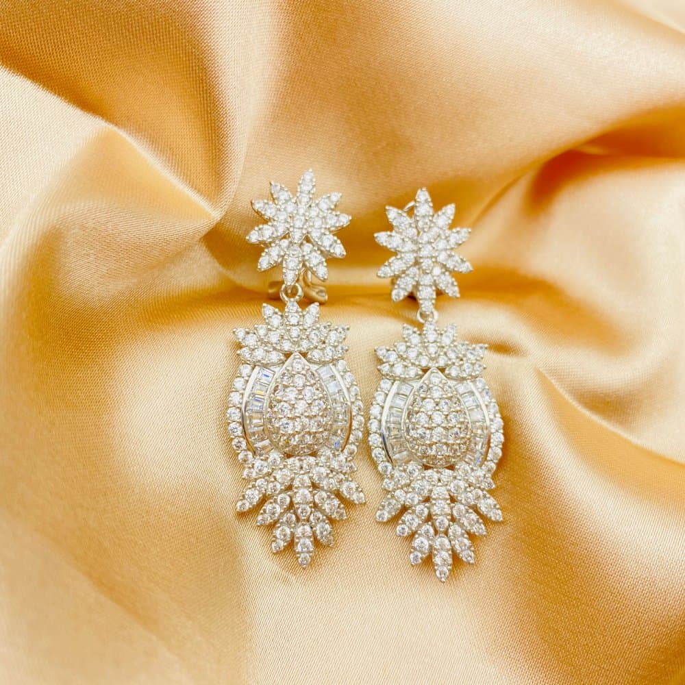 Earrings — Middle East