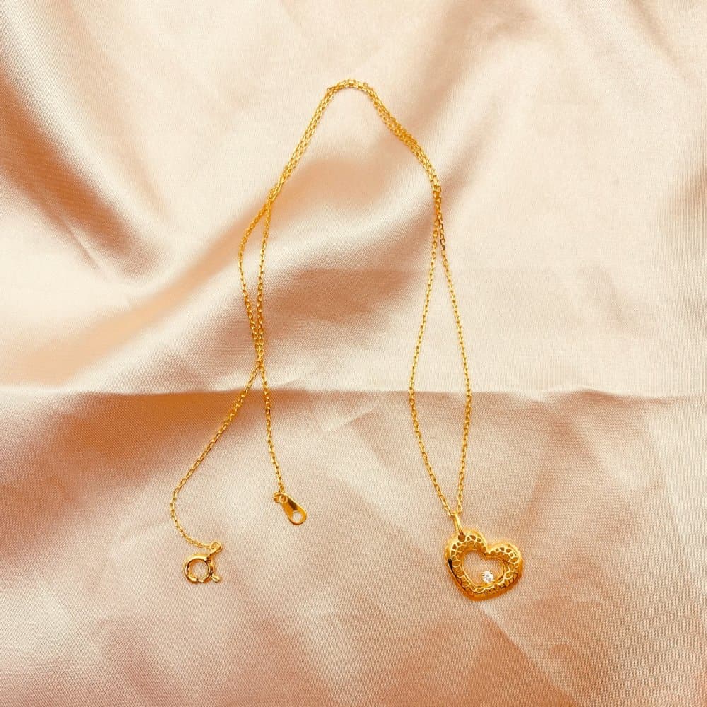 Necklace — Middle East thumbnail 1