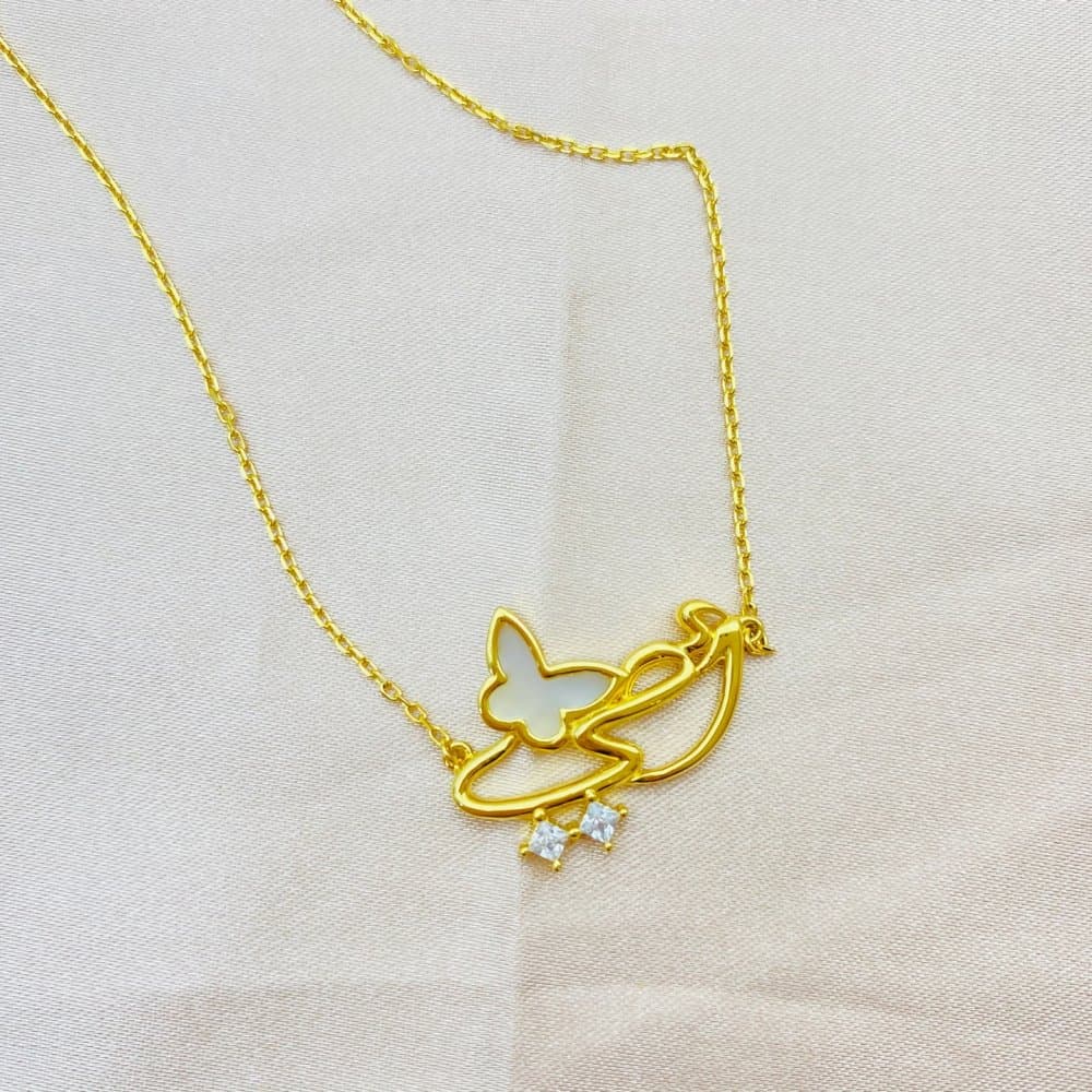 Mom Necklace — Arab Collection