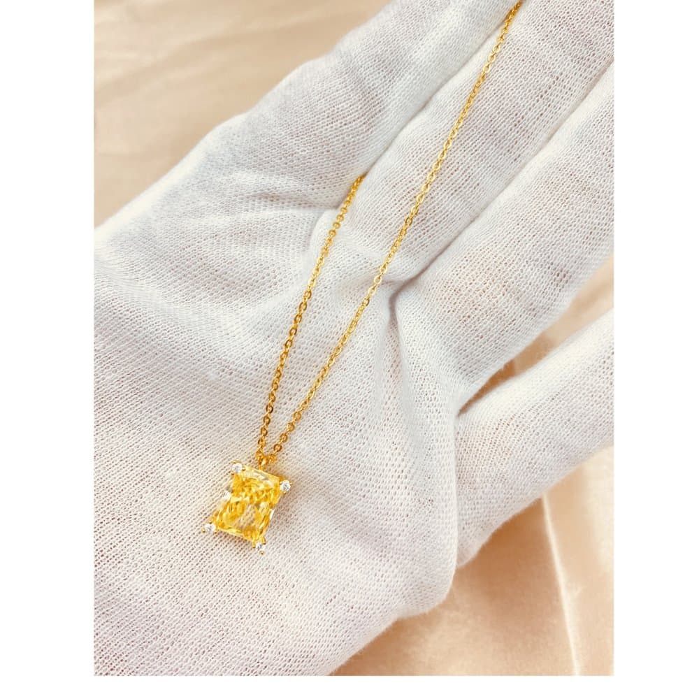 Necklace — Middle East thumbnail 2