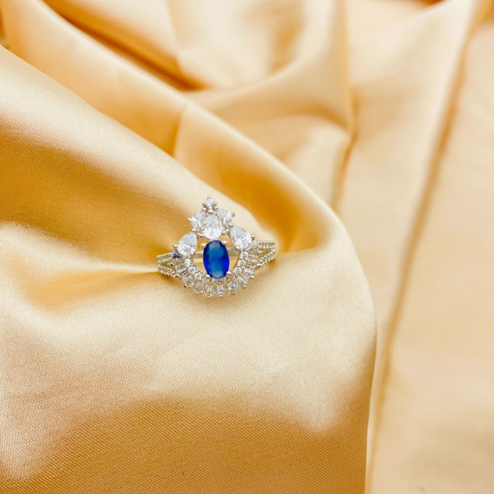 Ring — Middle East