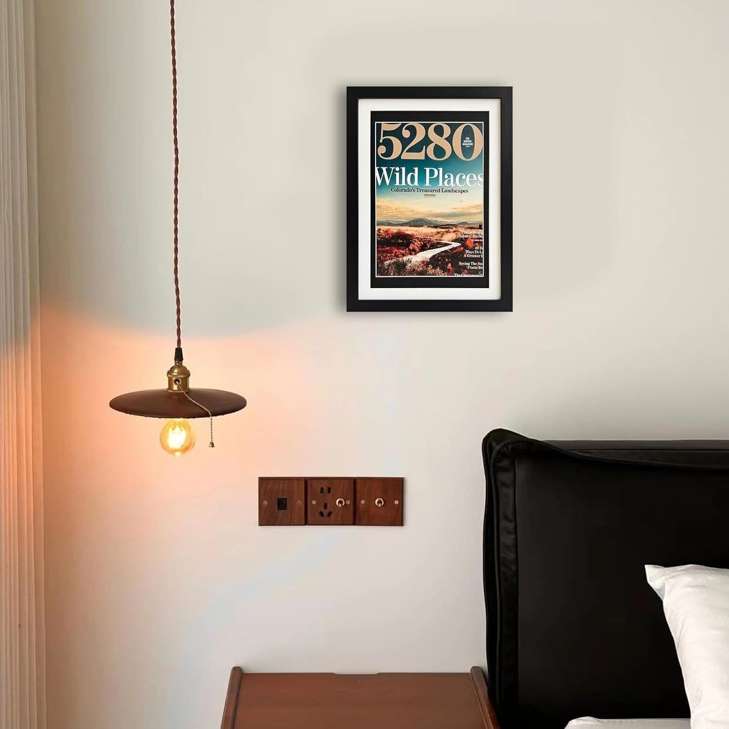 Magazine and Comic Display Frame, Black, 14.7 x 10.8 in thumbnail 6