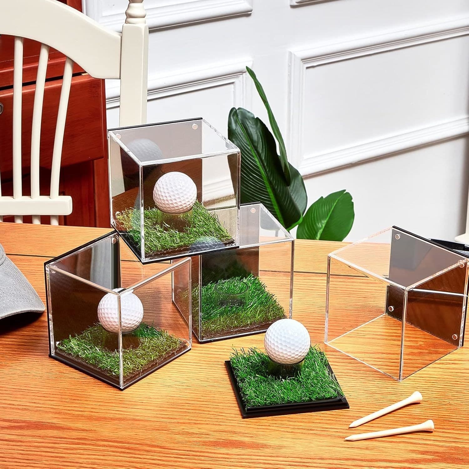 Acrylic Golf Ball Display Cube with Turf Base thumbnail 4