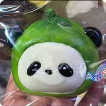 Squishy Panda Fruit Stress Toy – Panda in Green Apple, Fidget Squeeze Toy, 7.5 × 7.5 × 4 cm 缩略图 1