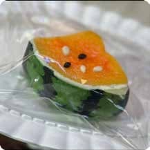 Squishy Fruit Stress Toy – Yellow Watermelon Wedge, Fidget Squeeze Toy, 8.6 × 6.4 × 4 cm 缩略图 1