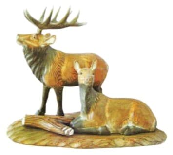Hand-Carved Wooden Stag and Resting Doe Figurine on Base 缩略图 1