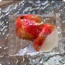 Squishy Fruit Stress Toy – Lychee with Peeled Slice, Fidget Squeeze Toy, 7.5 × 5.5 × 4.6 cm